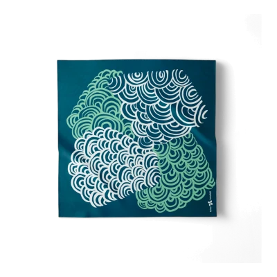 seigaiha-waves-furoshiki-gessato-1