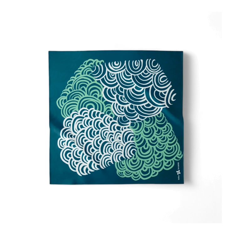 seigaiha-waves-furoshiki-gessato-1