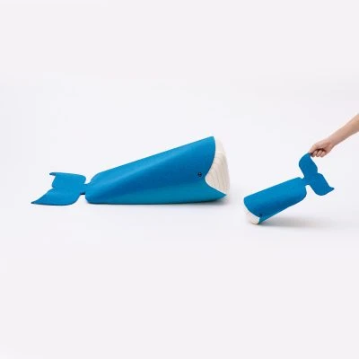 whale-cushion-2