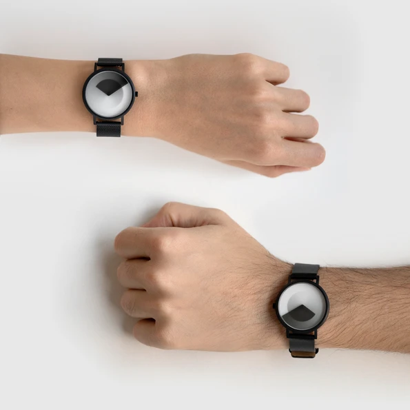 Lawa Design - Gradient Watch Black | Gessato Design Store