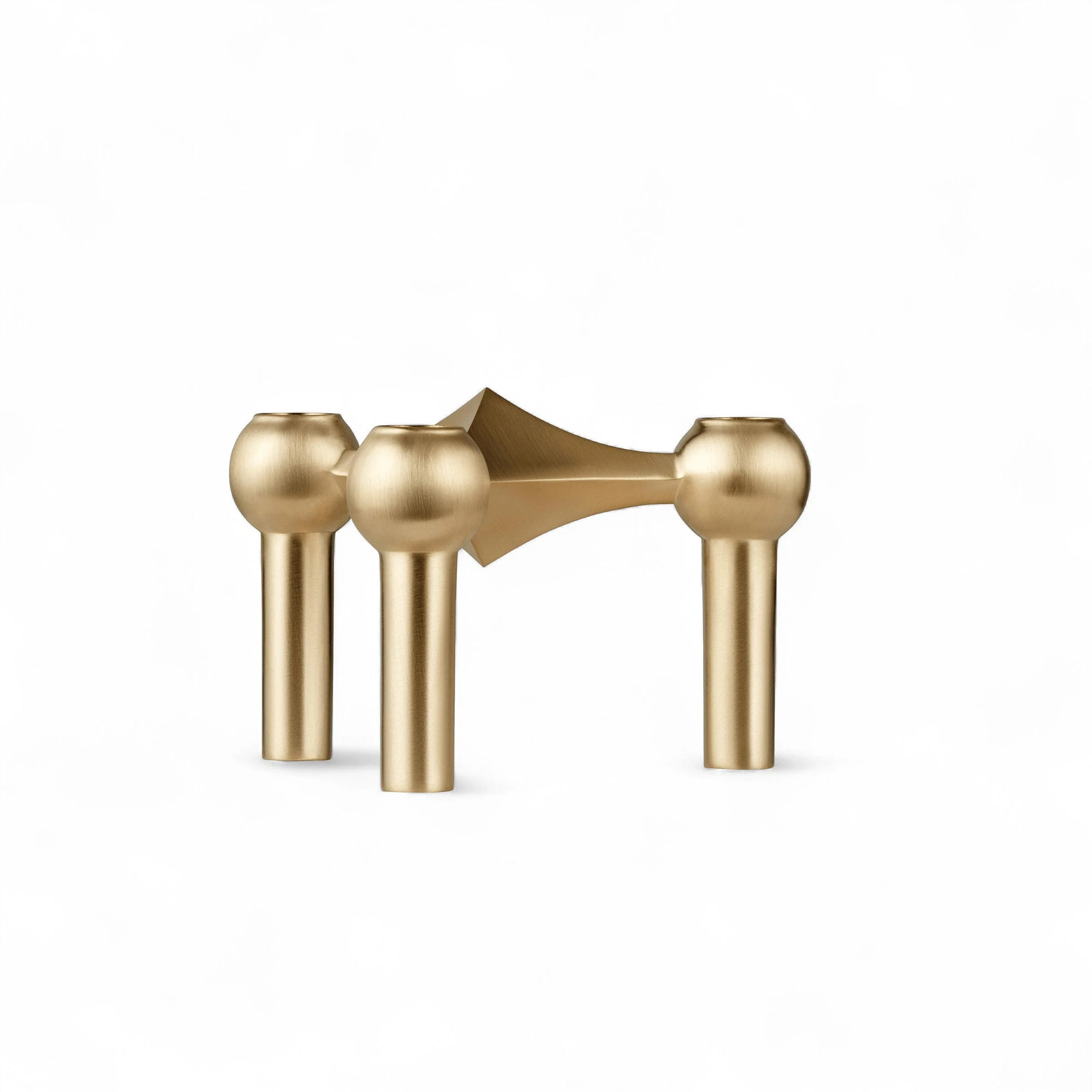  Brushed brass