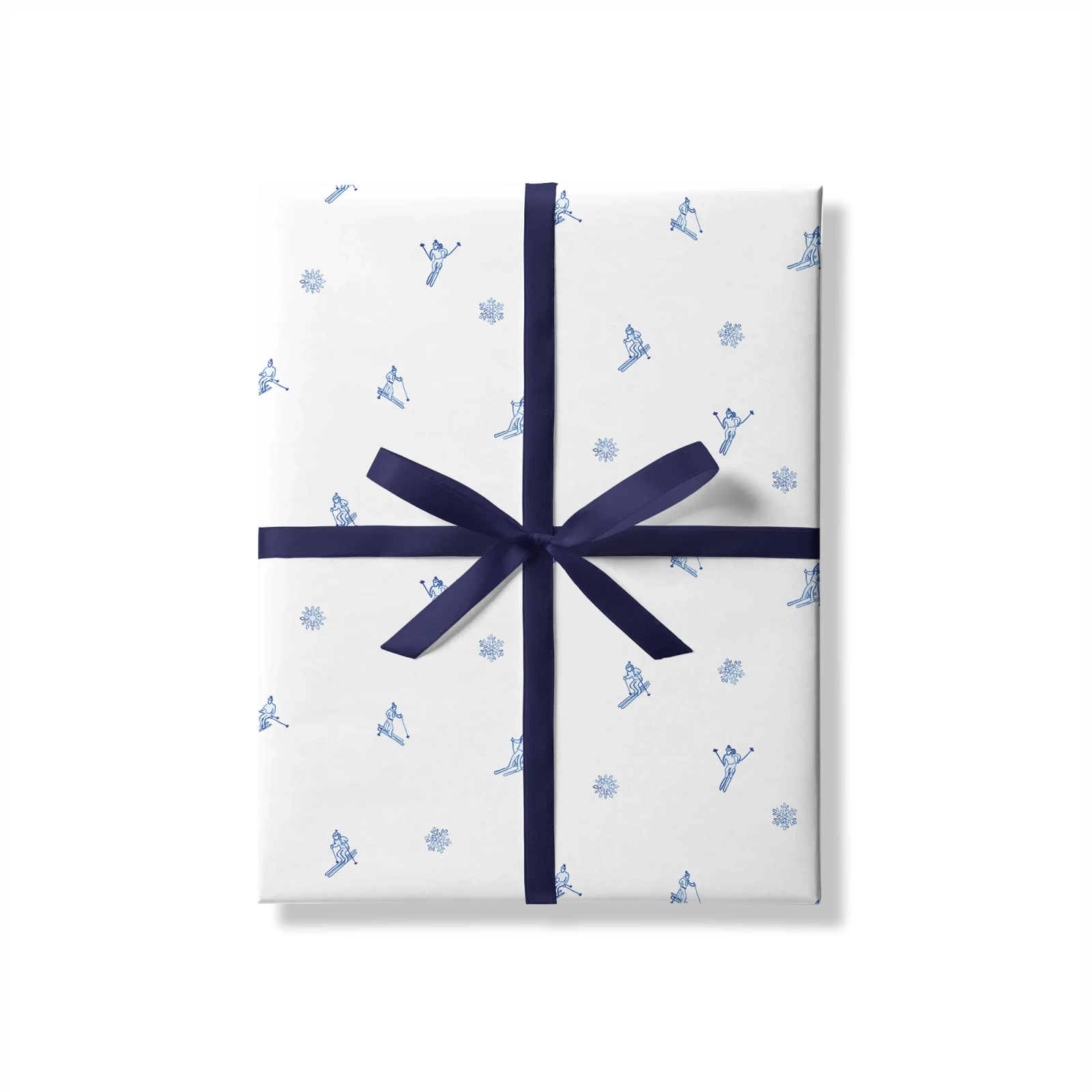 apres-ski-white-and-blue-gift-wrap
