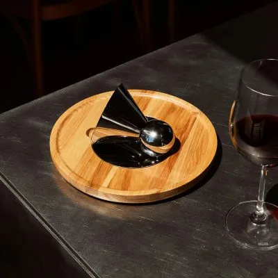 birdie-wine-decanter-2